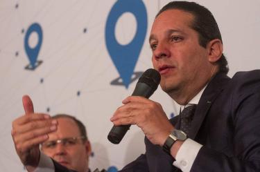 Querétaro en vías de ser el primer estado en eliminar pobreza extrema/El gobernador de Querétaro, Francisco Domínguez