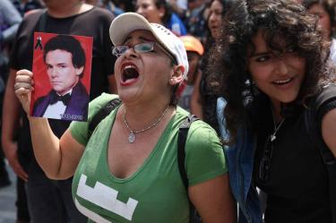 Los fans cantaron con mucha emoción las canciones de José José.