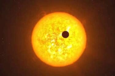 Al planeta se le identificará como una especie de punto o lunar sobre la superficie solar. Foto: EFE