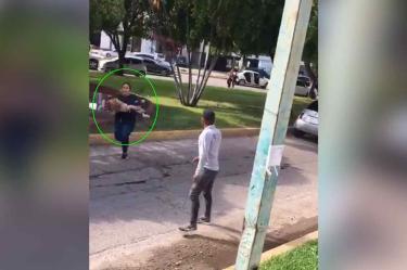 'Ayúdame con la niña', grita mujer al resguardarse de balacera en Culiacán 