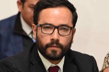 El alcalde de Miguel Hidalgo, Víctor Hugo Romo, compareció ante la Comisión de Presupuesto y Cuenta Pública, del congreso local. Foto:@Congreso_CdMex