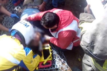 Una unidad de rescate de Bomberos de la Estación de Tlalpan acudió a la emergencia. Foto: Especial