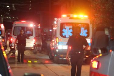 Encapuchados rafaguean a familia; matan a 3 mujeres y hieren a niña