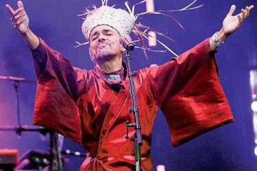 La chilanga banda apaga 30 velitas con Café Tacvba