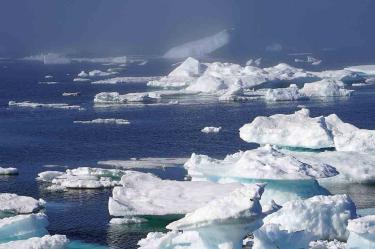 Groenlandia se derrite más rápido de lo esperado, alertan expertos