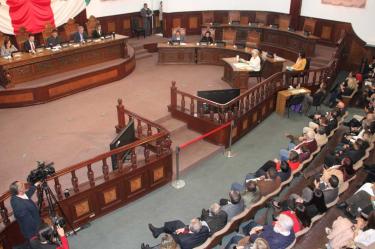 Con la modificación al artículo 57 del Código Penal una persona que lesione o prive de la vida a un sujeto que ingrese a una vivienda, por considerarlo una amenaza, no podrá ser juzgado.