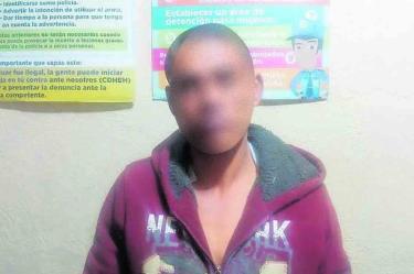 Mujer logra sobrevivir tras ser apuñalada por su pareja