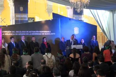 Destituyen a maestros por acoso en Universidad de Guanajuato