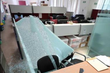 El instituto rechazó que en las labores de mitigación de las protestas su personal haya agredido a los manifestantes, como éstos han denunciado en redes sociales.