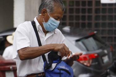 Obligan a emitir campaña por Covid-19 en lengua de señas 