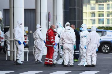 Italia reporta nuevo récord de muertes diarias por coronavirus