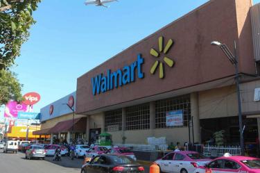 Clientes de Banorte podrán realizar pagos en Walmart