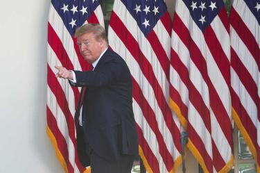 'Un desastre absoluto', dice Obama sobre Trump 