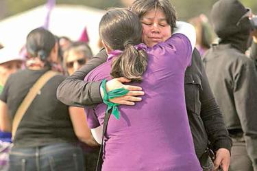 Violencia mata más a mujeres que COVID-19; lanzan alerta al Presidente