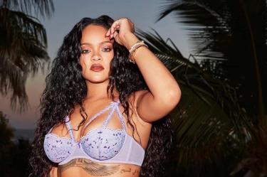 Alejada de los escenarios, Rihanna celebra 15 años de carrera musical