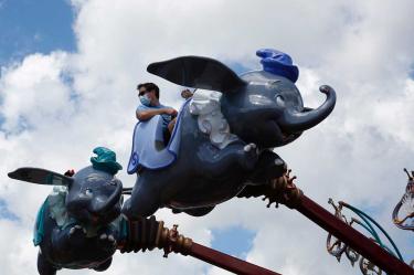 Disney vuelve a cerrar parque en Hong Kong por rebrotes