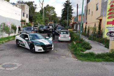 Policías capitalinos realizaron un operativo en la colonia Pedregal de San Nicolás. Foto: Especial