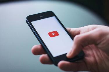 YouTube elimina más de 2 mil canales vinculados a China