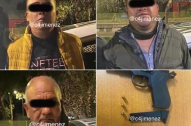 Tres secuestradores fueron detenidos por los policías. Foto: Carlos Jiménez
