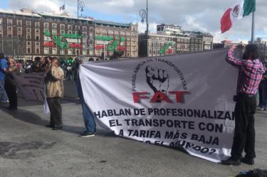 Transportistas buscan apoyo de gasolina y aumento a tarifas 