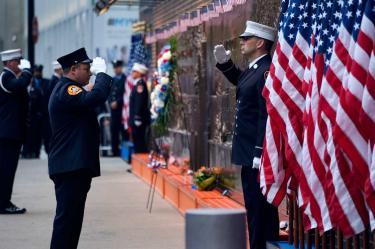 En plena crisis, NY conmemora el aniversario de los atentados del 11-S