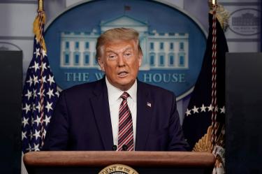 El presidente rechazó la información el domingo, calificándola como una "noticia falsa total" en una conferencia de prensa en la Casa Blanca. Foto: Reuters