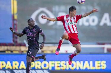 Necaxa soportó los embates de Atlas y se llevó los tres puntos del Jalisco. (Mexsport)