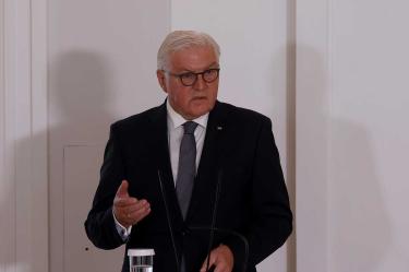 Presidente alemán entra en cuarentena por contacto de covid-19
