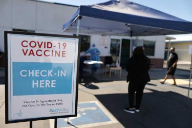 Más de 90 millones de vacunas covid aplicadas en Estados Unidos