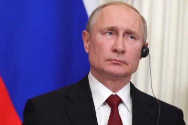 Putin propone a Biden una reunión difundida en directo 