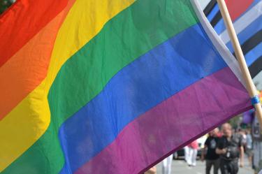 Mujeres católicas protestan por postura vaticana sobre gays