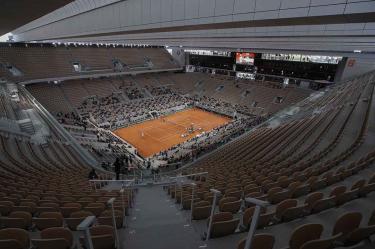 La Federación Francesa de Tenis anuncia que Roland Garros se jugará del 30 de mayo al 13 de junio (AP)