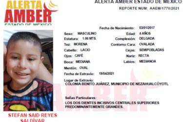 Buscamos a Stefan Said Reyes, trae su chamarra del hombre araña