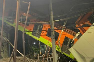 Vagón de la línea 12 del Metro se colapsa / Foto: Especial