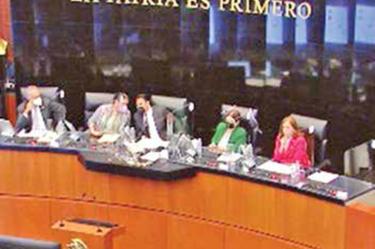 Diputados y senadores, durante el inicio de los trabajos de la Comisión Permanente del Congreso de la Unión.