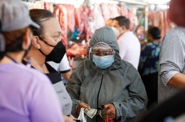 Ecuador tiene hasta el momento 20 mil muertos por coronavirus.