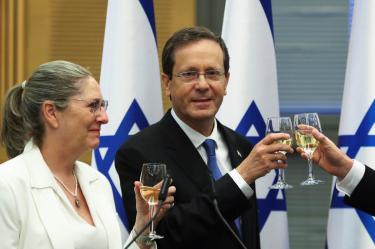 Isaac Herzog, un veterano laborista, nuevo presidente de Israel