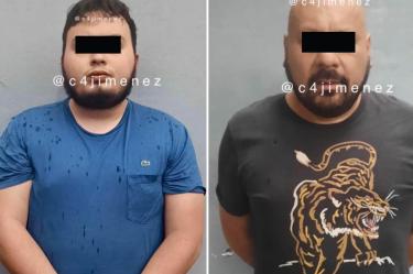 Mauricio ‘P’, alías 'El Ahuatl' e Irving ‘N’, quienes traían armas y droga, son investigados por los delitos de extorsión, fraude y narcomenudeo. / Foto: Carlos Jiménez.