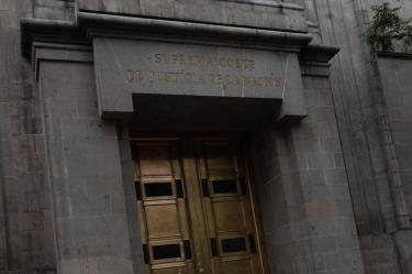 Luego de 17 meses de trabajos remotos, este lunes se reanudarán las sesiones presenciales del Pleno de la Suprema Corte de Justicia de la Nación, es su sede oficial, del Centro Histórico.