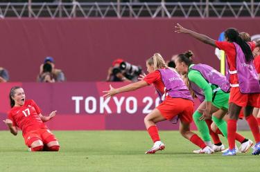 Jessie Fleming marcó el gol de la victoria (Foto de Reuters)
