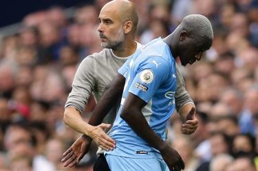 Este viernes, Benjamin Mendy será presentado ante un tribunal (Reuters)