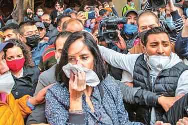 Tras su intento de llegar al Congreso, la alcaldesa electa Lía Limón terminó con un golpe en la cara. Sus pares Mauricio Tabe y Sandra Cuevas tampoco salieron bien librados. Foto: Cuartoscuro