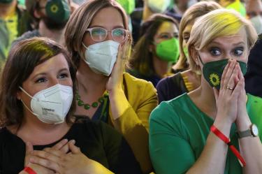 Alemania entra en periodo de incertidumbre tras reñida elección