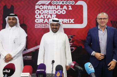 Abdulrahman Al-Mannai, presidente de la Federación del Automóvil y del Motociclismo de Qatar, se congratuló de albergar la F1 y MotoGP (Reuters)