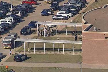 Tiroteo en escuela de Arlington, Texas; hay 'múltiples' heridos