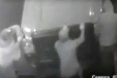 Captan a tres delincuentes robando autopartes en calles de Coyoacán. Foto: Captura de video
