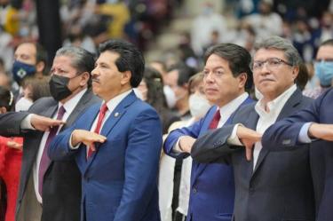 El senador José Ramón Enríquez dijo que se debe seguir trabajando rumbo al futuro que merecen los ciudadanos de Durango. Foto: Especial