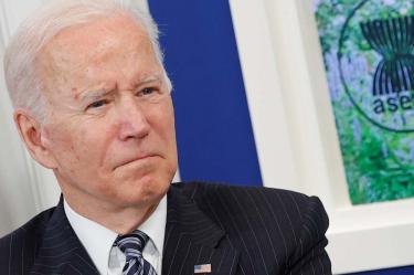 Republicanos acusan a Biden de alimentar la inflación en EU