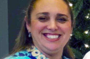 La profesora se encontraba internada en un hospital de Florida, luchó varias semanas contra el covid. Foto: fox13news.com