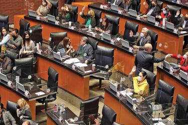 El Senado de la República ha logrado sacar adelante reformas con base en acuerdos, pero también ha habido desacuerdos entre los grupos parlamentarios. Foto: Eduardo Jiménez